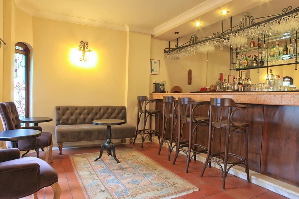 Aspen 4*